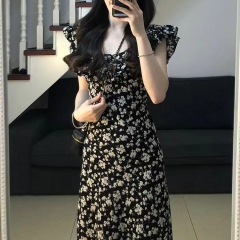 Tea break French Hepburn style black floral dress 