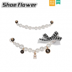 Crocs Accessories Frosted pearl Bow Shoe chain diy
