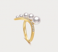 Akoya Sea Pearl Ring with 18K Gold Open