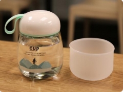 精致水杯