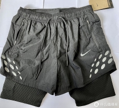 NIKE短裤