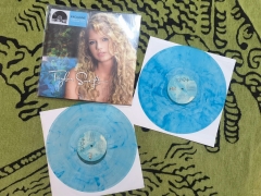 taylor swift first album[Taylor Swift],taylor swif