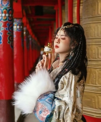 藏式女装