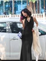 Vintage Hong Kong Style Sexy Halter Neck Cut-Out D